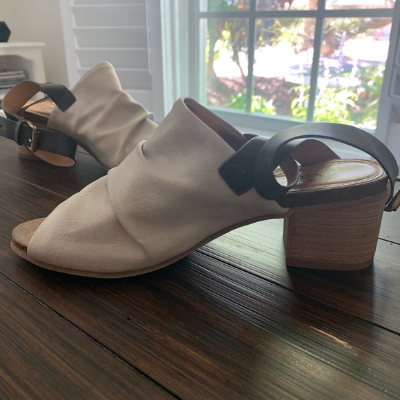 Rebel Linden Chunky Heel Open Back Sandal - Picture 5 of 8